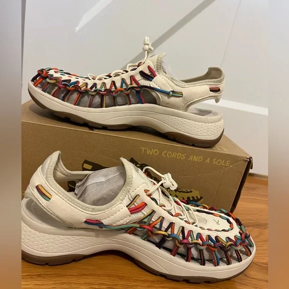 Keen Women's Sandals size 11 - Picture 5 of 7